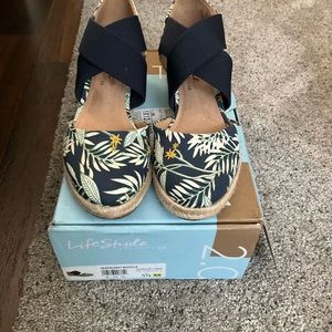 Life Stride Shoes